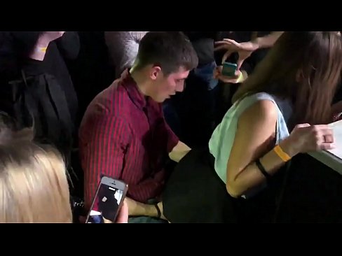 ❤️ Sessu reale in una discoteca russa. Una ragazza russa di 18 anni in l'anu è a vagina scopata in una discoteca ☑ Porno anale à porn co.eviewporn.ru ❌️❤